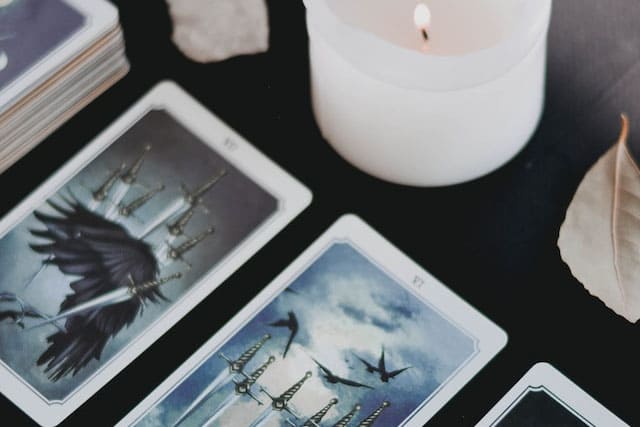 Tarot Financeiro Online Grátis - Ori Mystyco